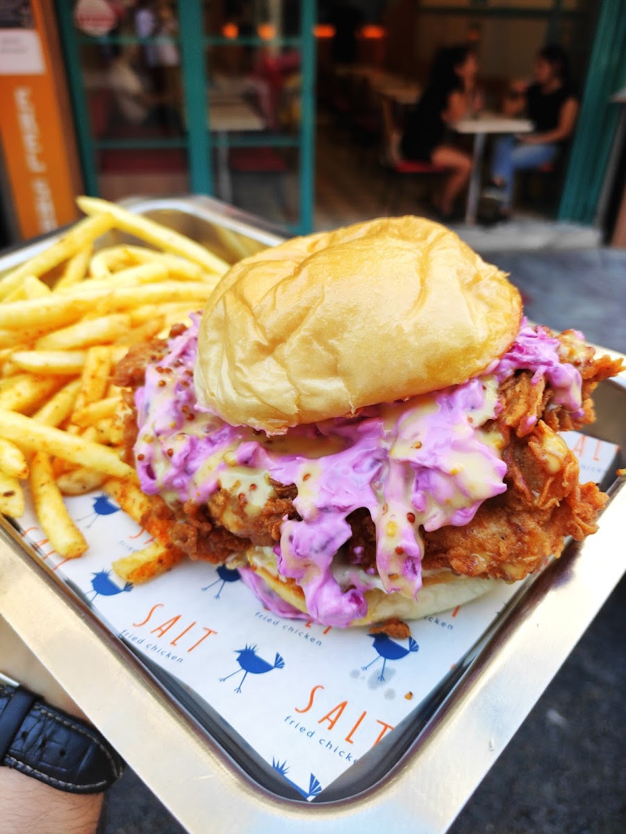 Salt Fried Chicken Akaretler — fotoğraf 10