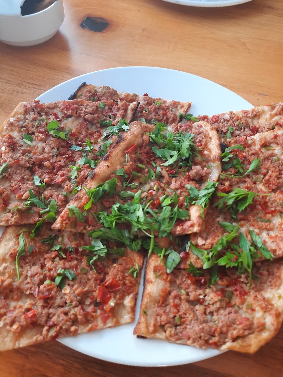 Saltanat Etliekmek — photo 3