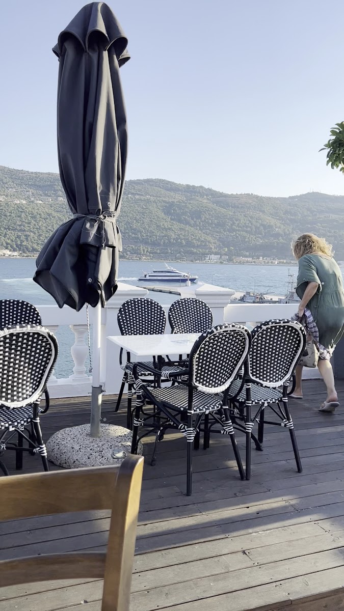Samos Hotel — photo 3
