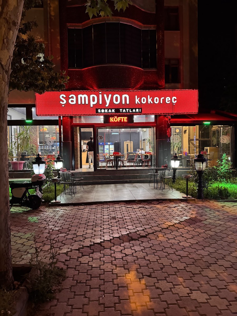 Şampiyon Kokoreç Elazığ — fotoğraf