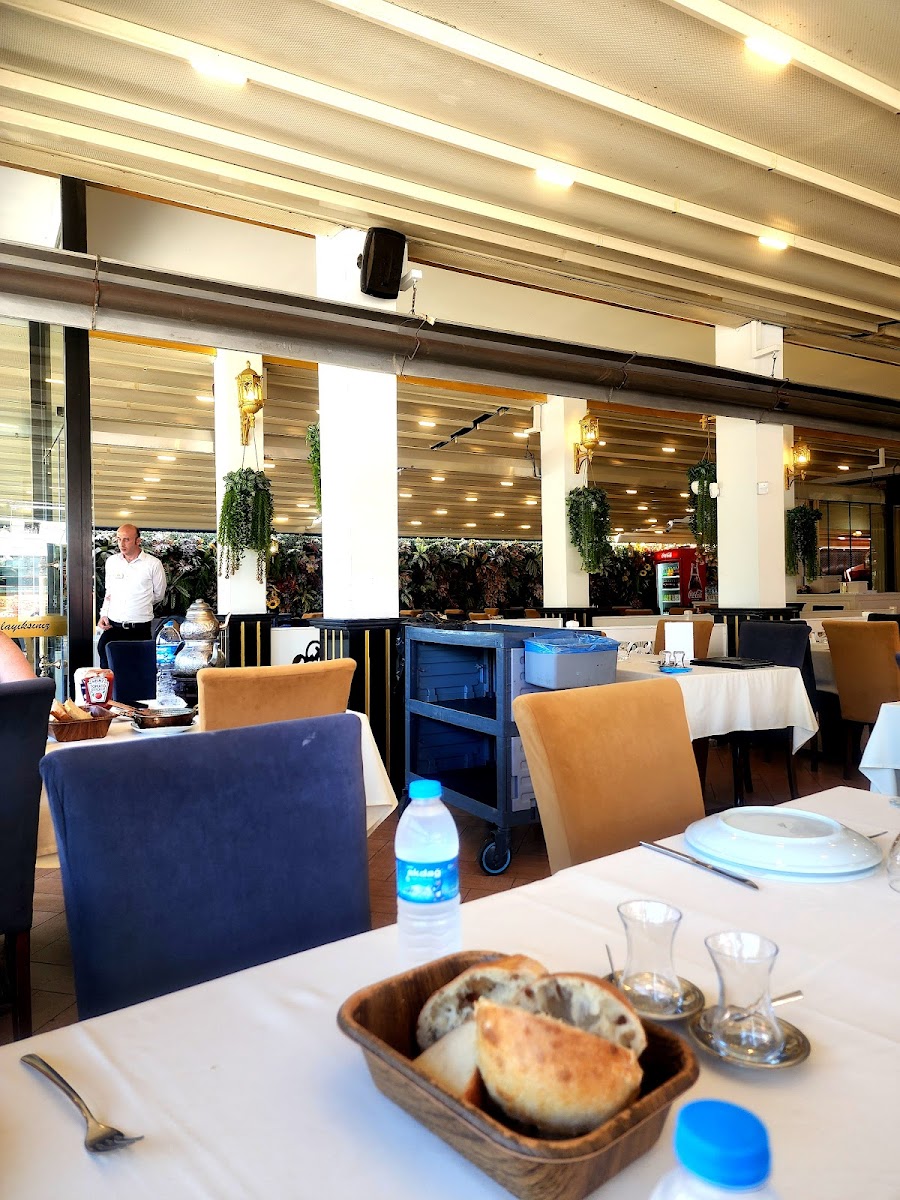 Saray Köfte Balık Restaurant Atakum — fotoğraf 5