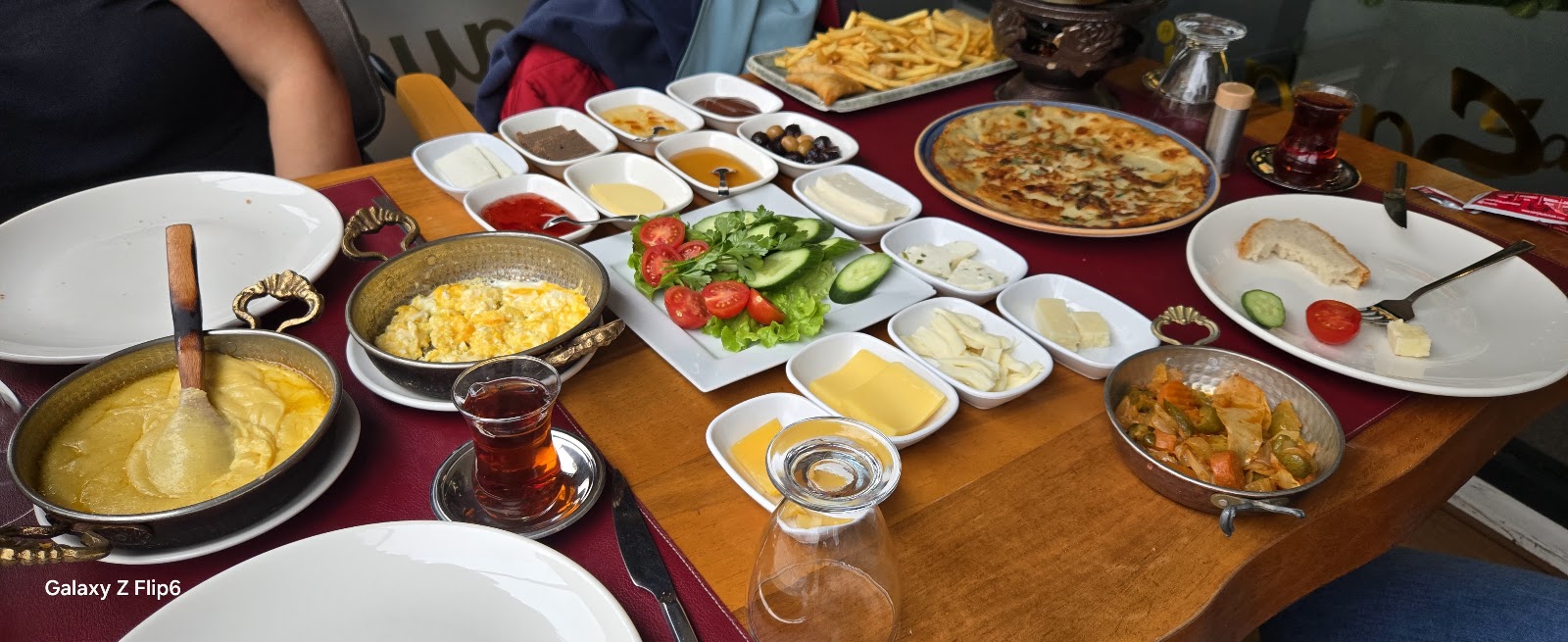 Saray Restaurant Duruşehir — fotoğraf 2