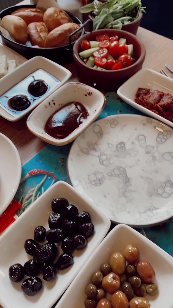Sarızeybek Cafe Bistro 56 Lar Şubesi — photo 3