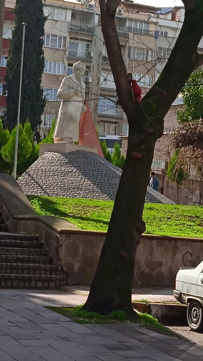 Saruhan Parkı — fotoğraf 3