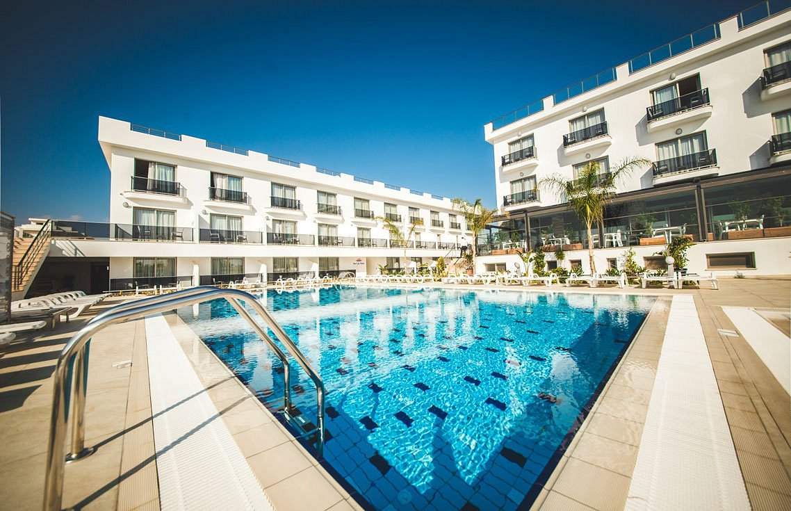Sea life hotel — photo