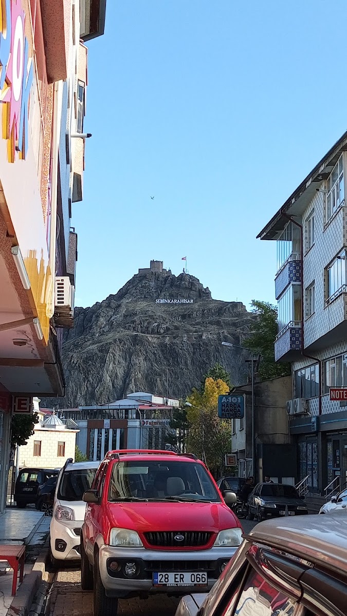 Şebinkarahisar Kalesi — fotoğraf 2