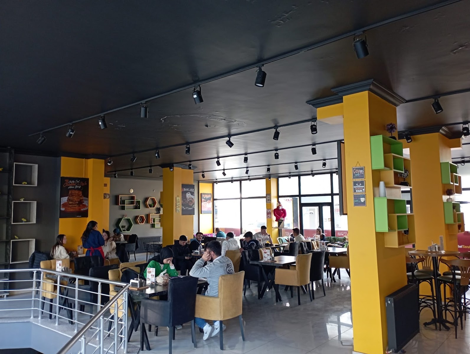 Şef Tavuk & Kır Pidesi — fotoğraf 1