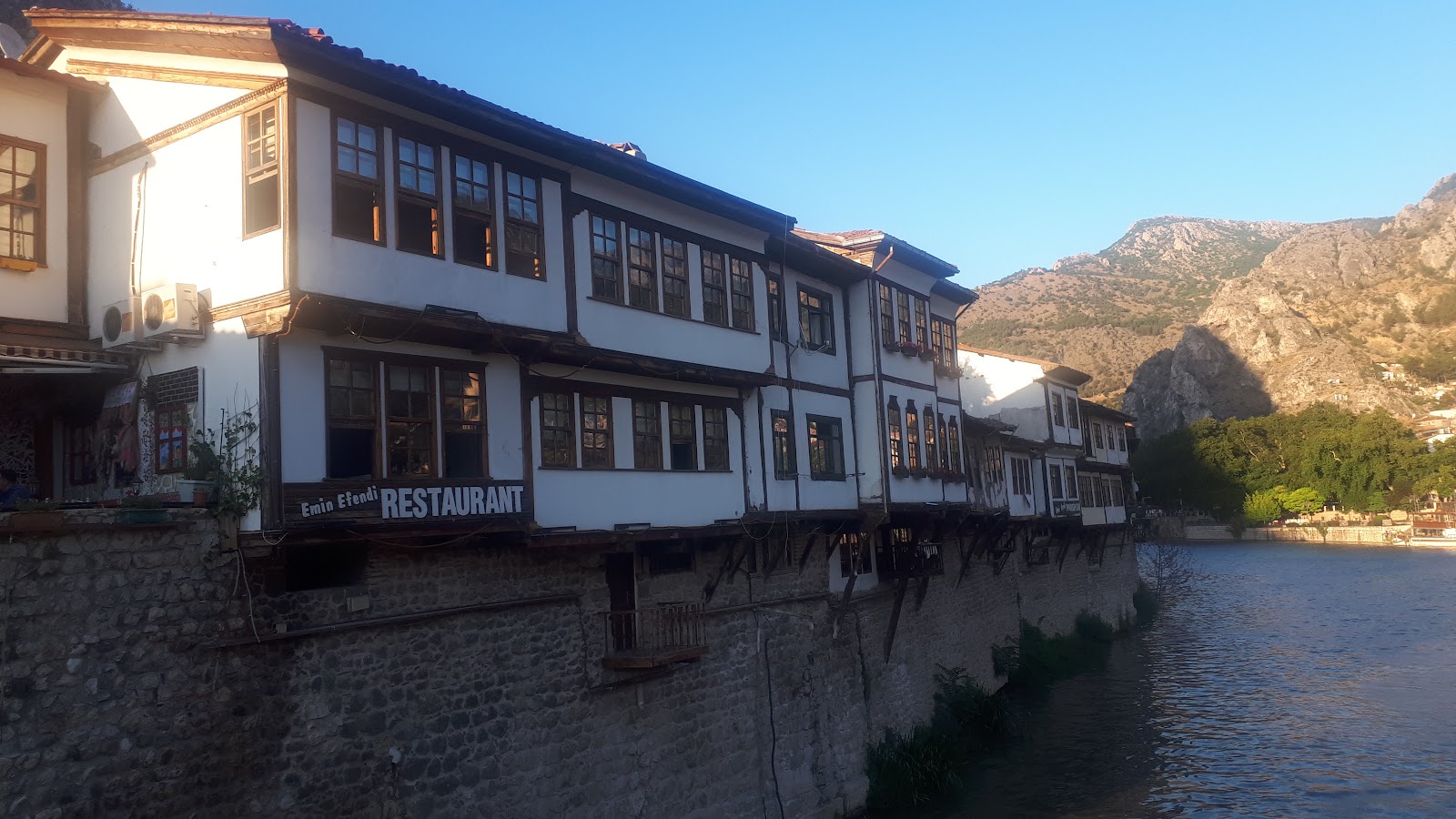 ŞEHRİZADE YALISI — fotoğraf