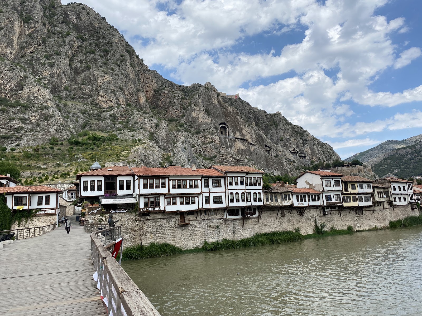 Şehzadeler Gezi Yolu