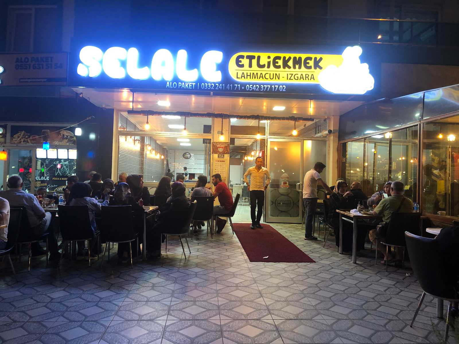 Şelale Etliekmek ızgara — photo 2