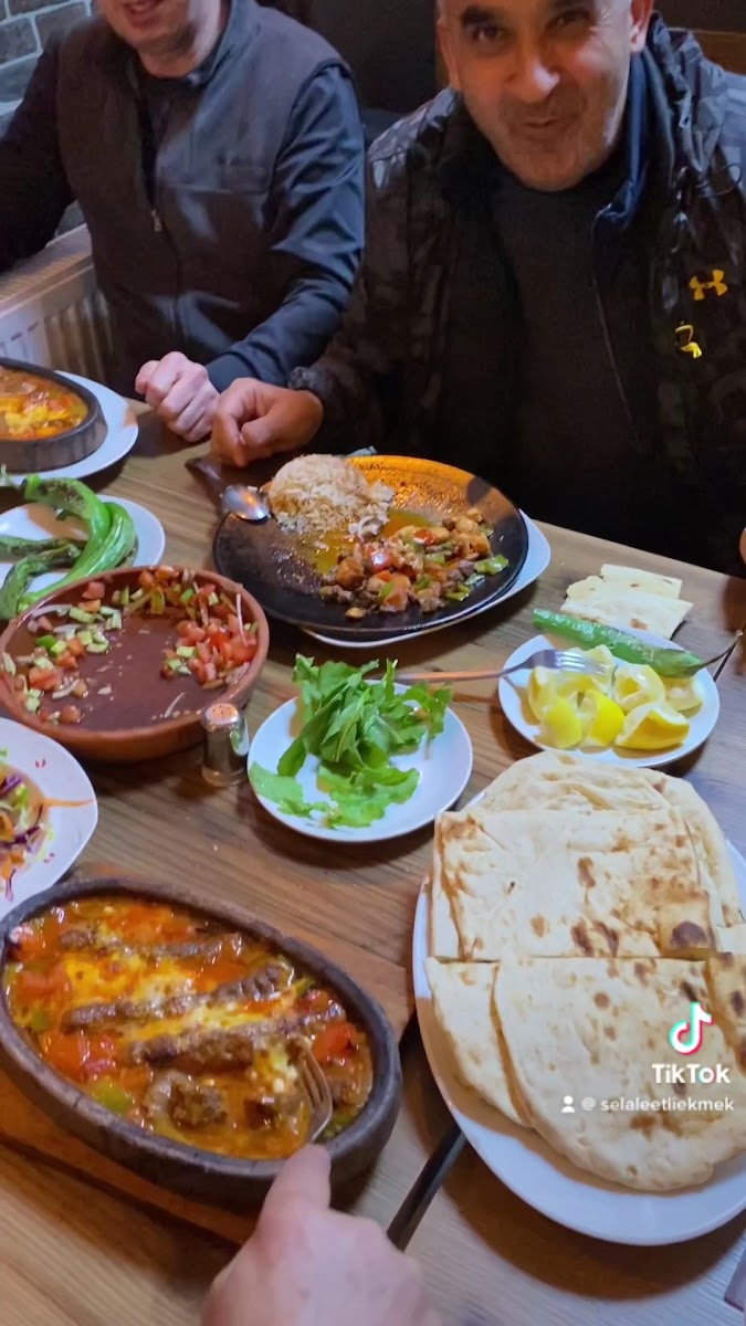 Şelale Etliekmek ızgara — photo 10