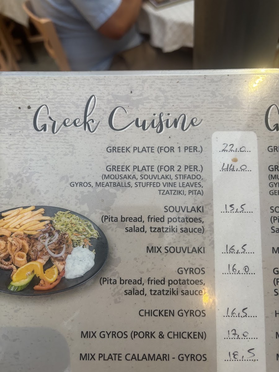 Select Restaurant Cafe — photo 3