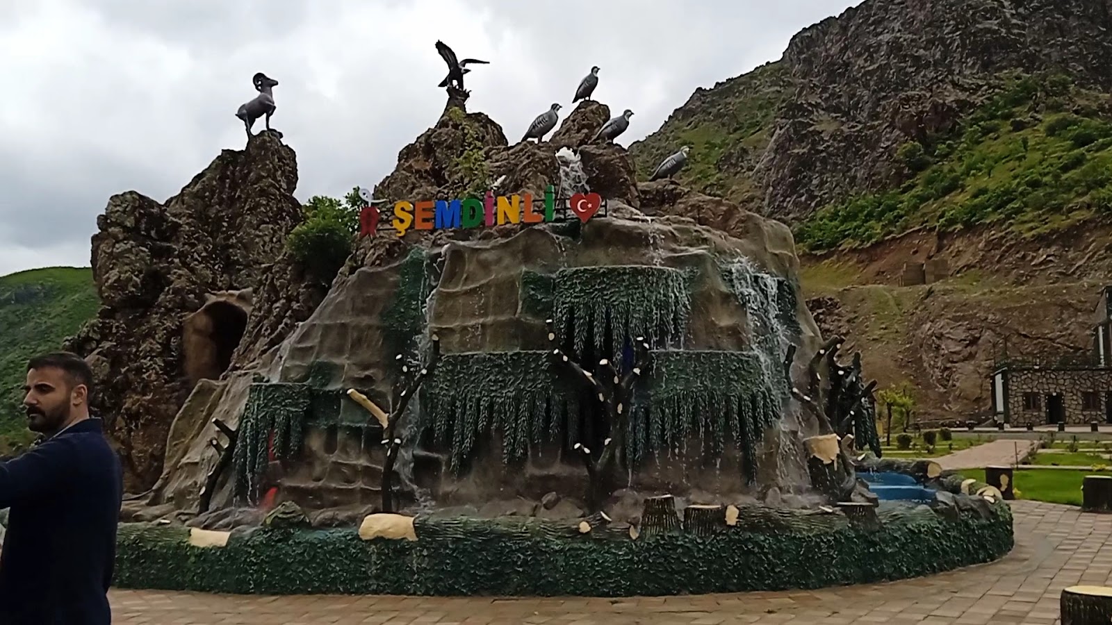 Şemdinli seyir tepesi — fotoğraf 2