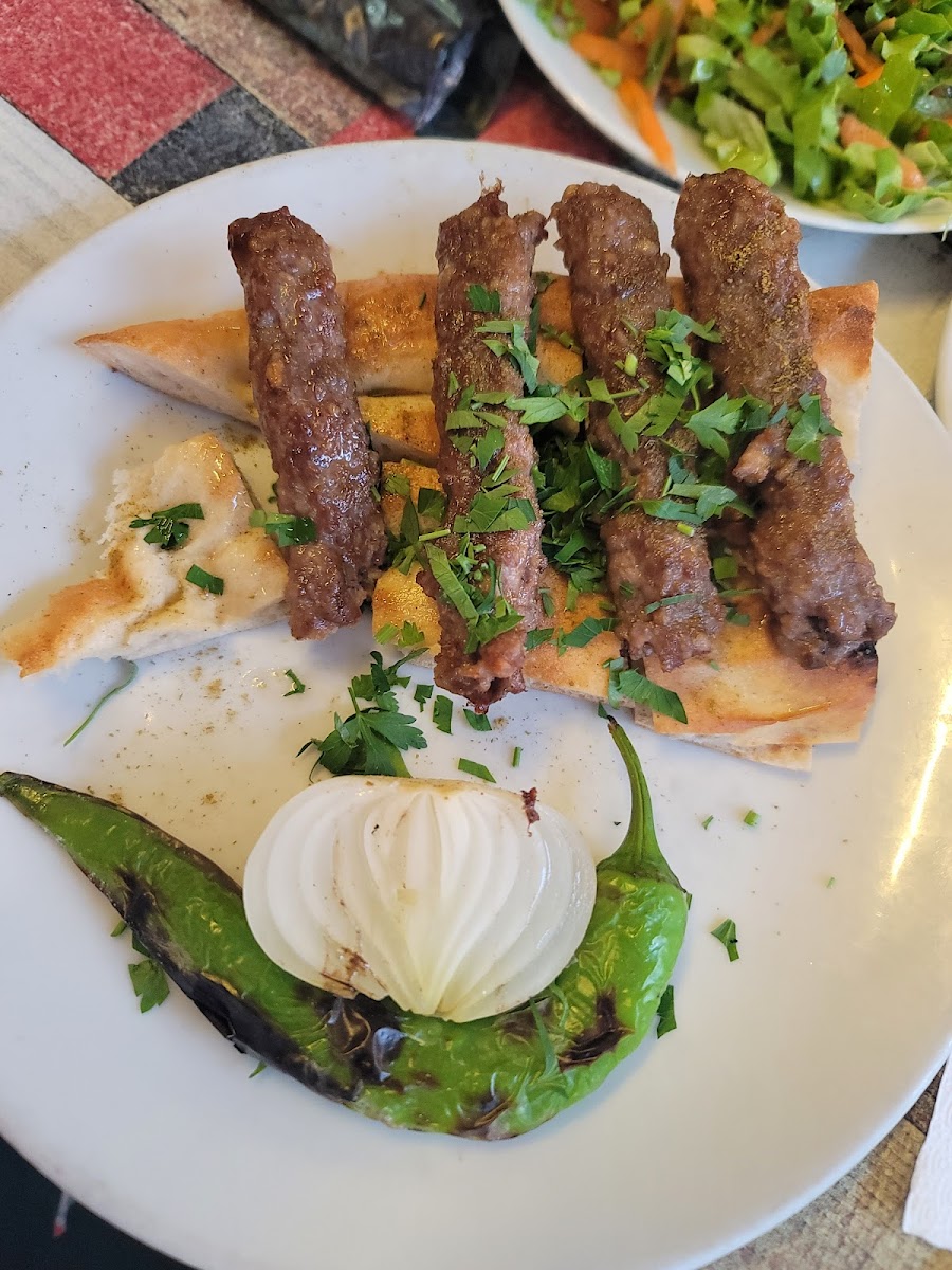 Şen Baba Kebap Salonu Antalya — fotoğraf 4