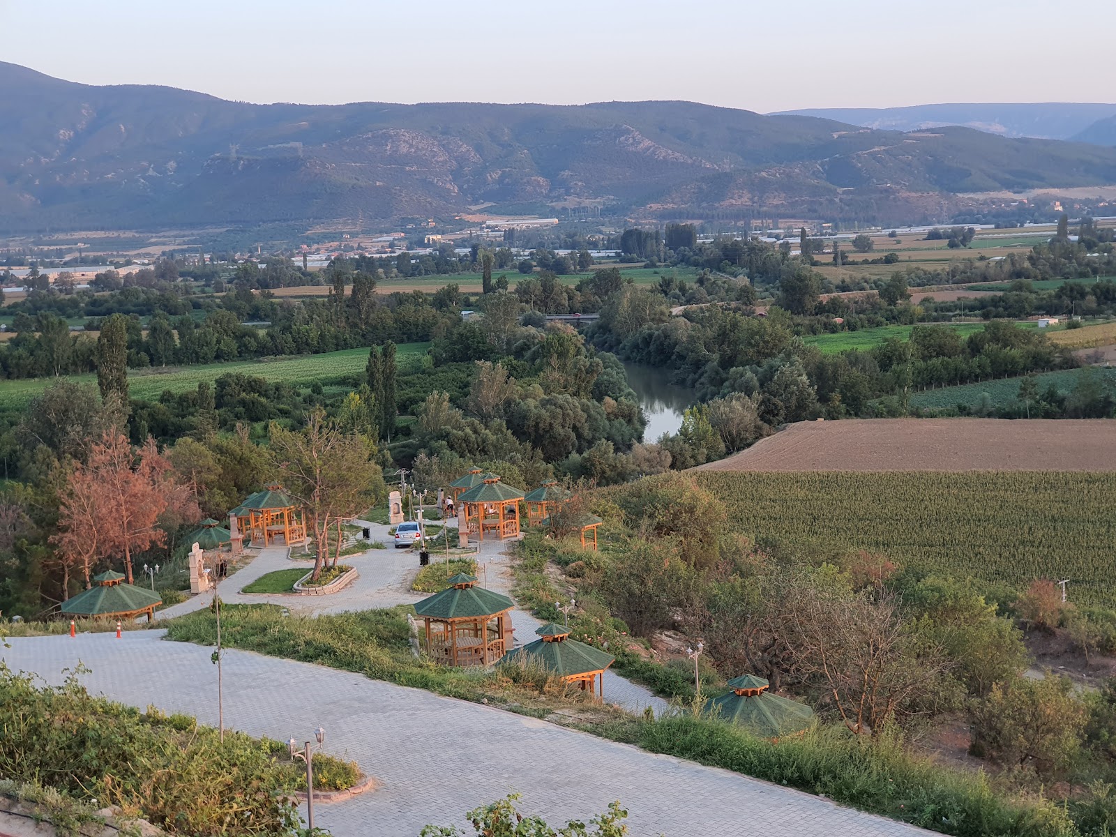 Serçoban Türbesi — fotoğraf 4