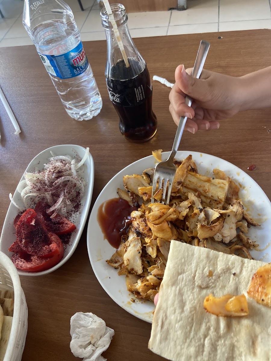 Şerif Usta Döner Salonu — fotoğraf 3