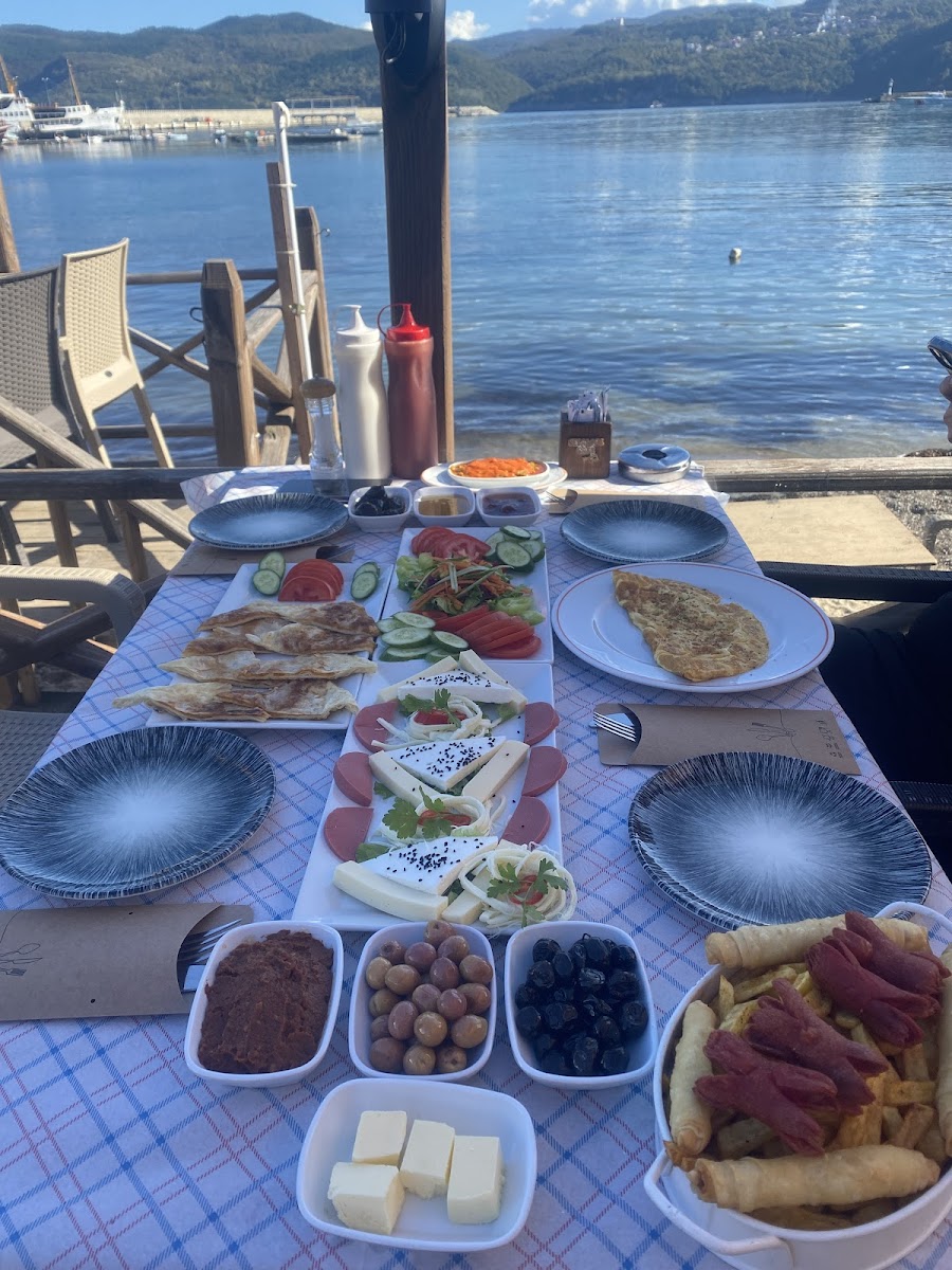 Sesamos Cafe Nedim’in Yeri — fotoğraf 5