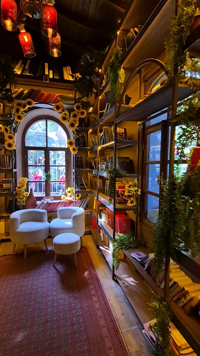 Sevgi Sokağı Bahçe — photo 3