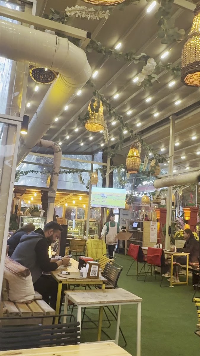 Sevgi Sokağı Bahçe — photo 7