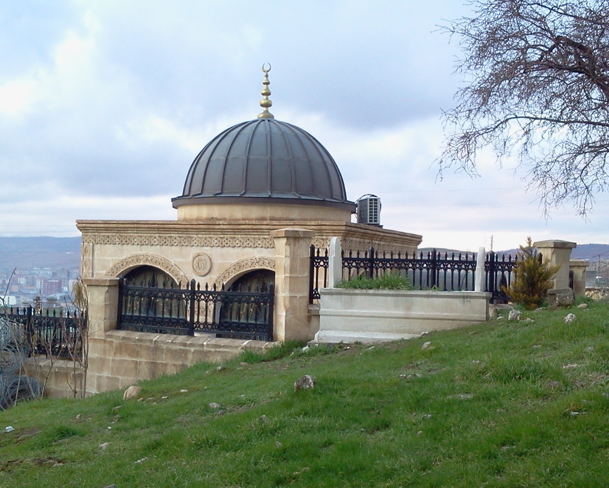 Şeyh Müşerref Türbesi — fotoğraf