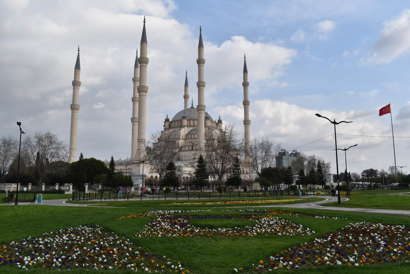 Seyhan Merkez Park — fotoğraf 1