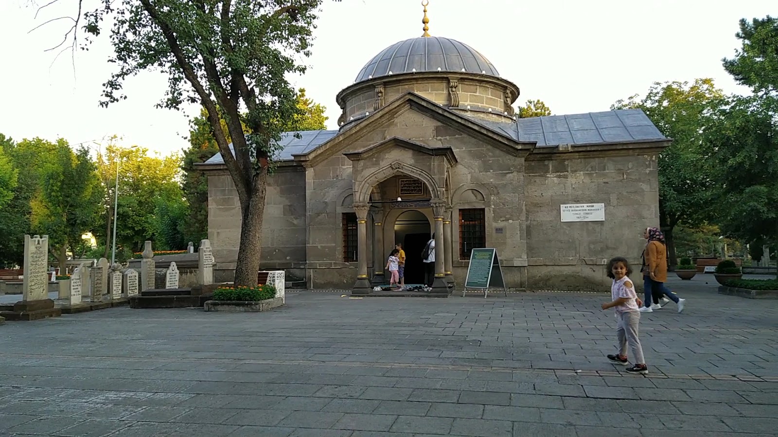 Seyyid Burhaneddin Hz. Türbesi — fotoğraf 3