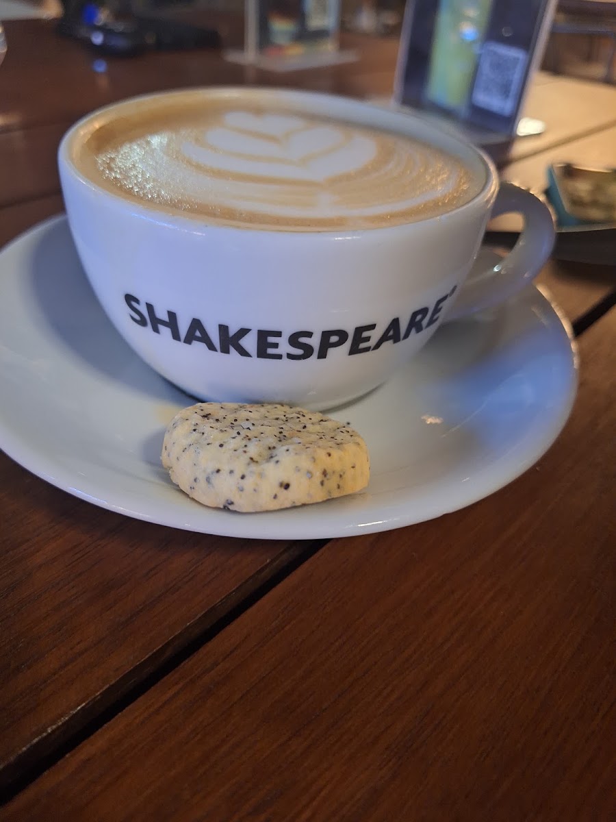 Shakespeare Coffee & Bistro (Sahil Antalya) — photo 11
