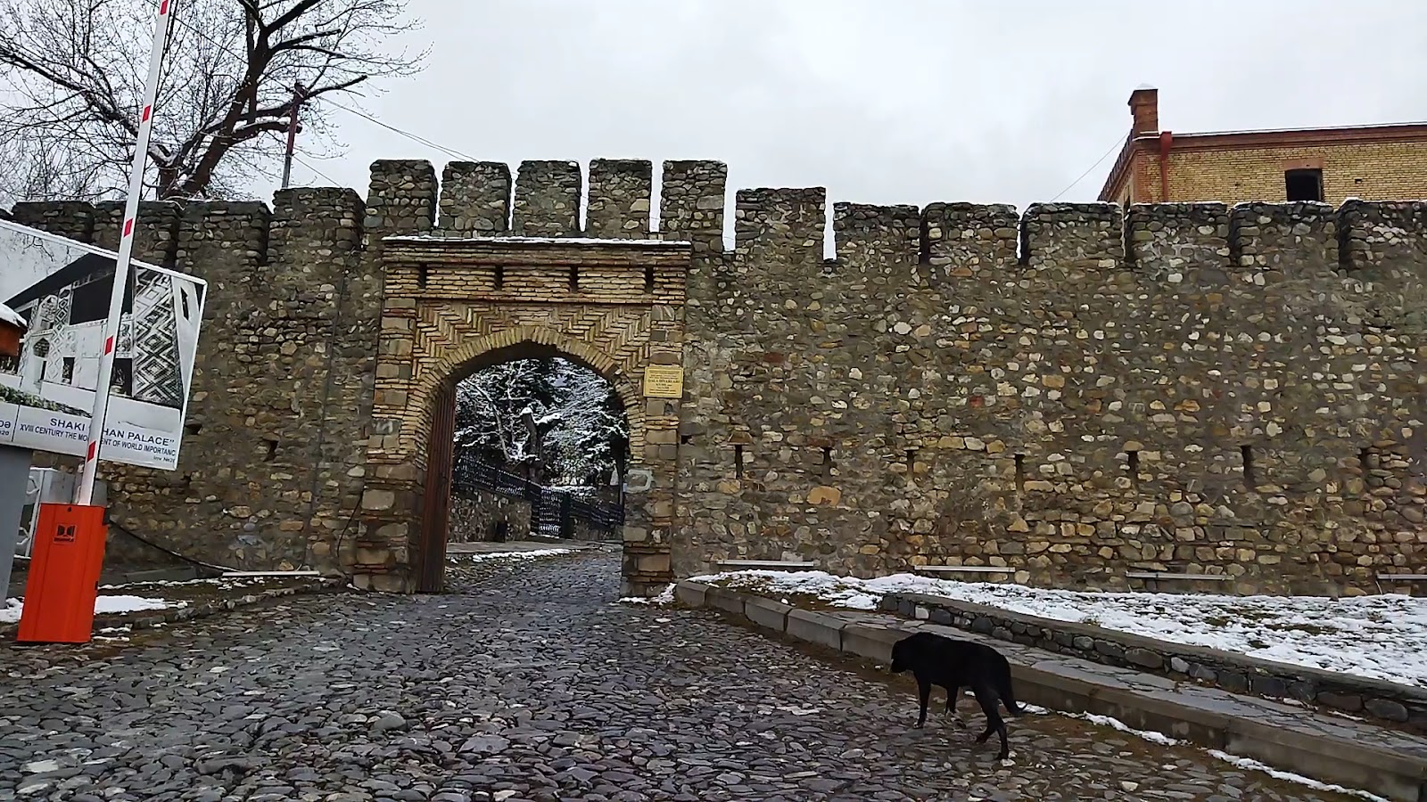 Shaki Castle — photo 4