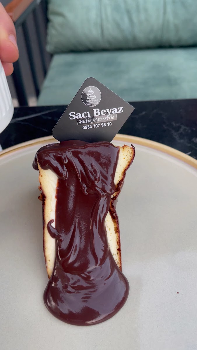 Siirt - Saçı Beyaz Butik Patisserie — fotoğraf 7