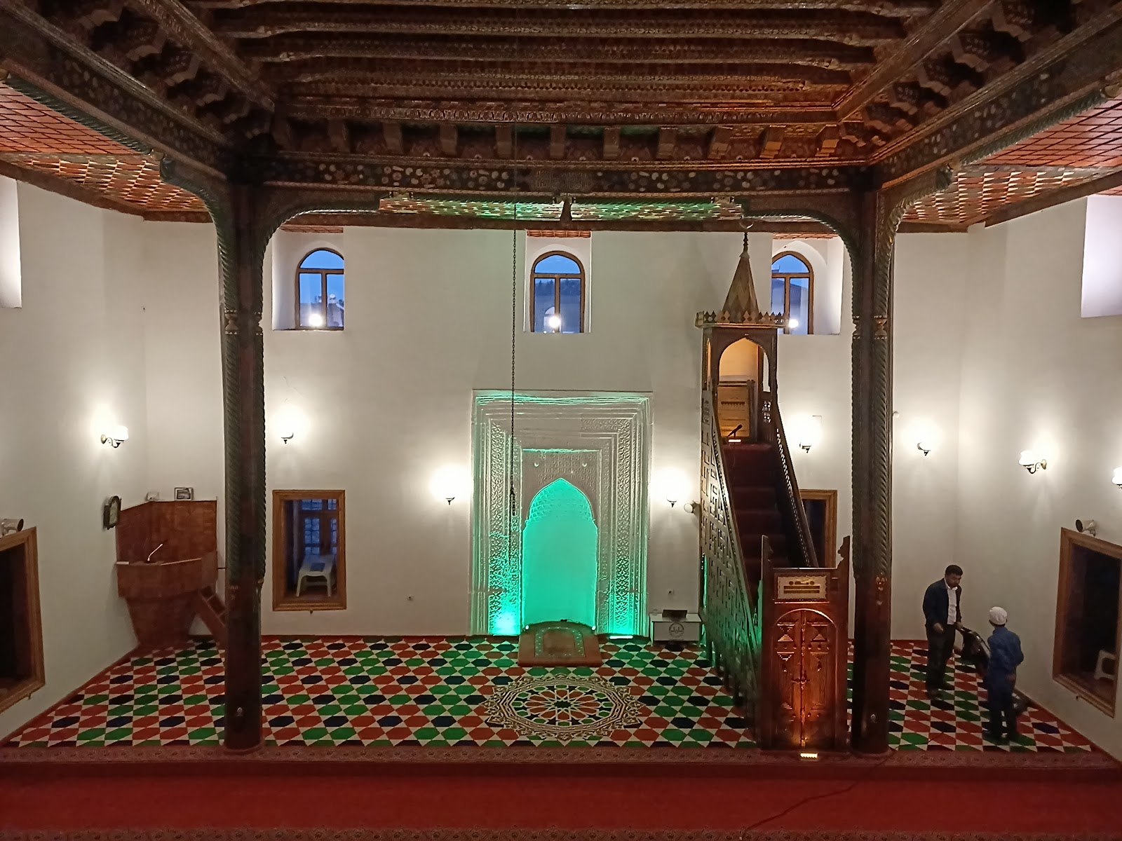 Silahdar Ömer Paşa Camii — fotoğraf