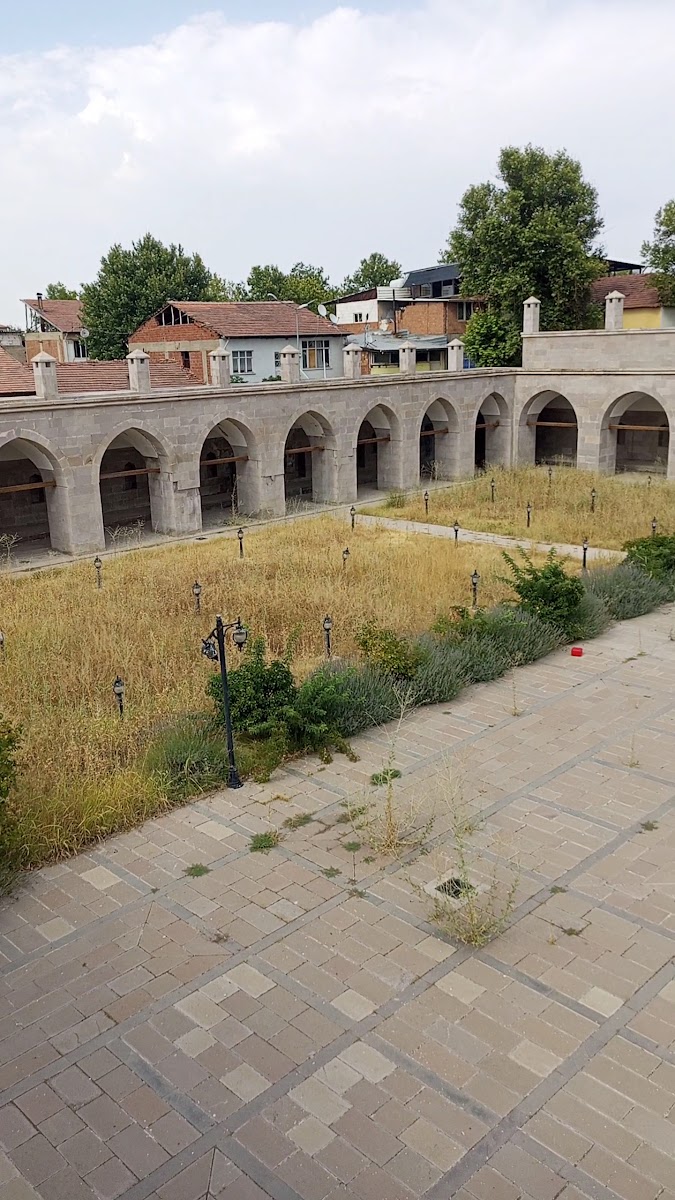 Silahtar Mustafa Paşa Kervansarayı — fotoğraf 3