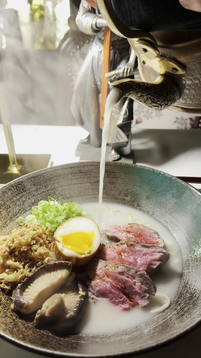 Sini Ethnic Omakase | Fine Dining Restaurant — fotoğraf 3