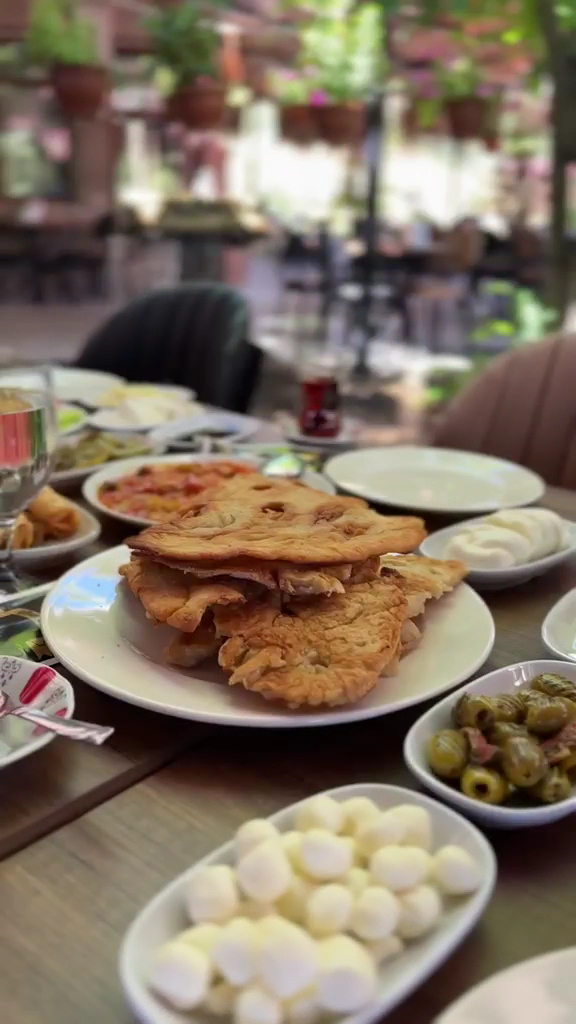 Şira Munzur Et Lokantası — fotoğraf 3