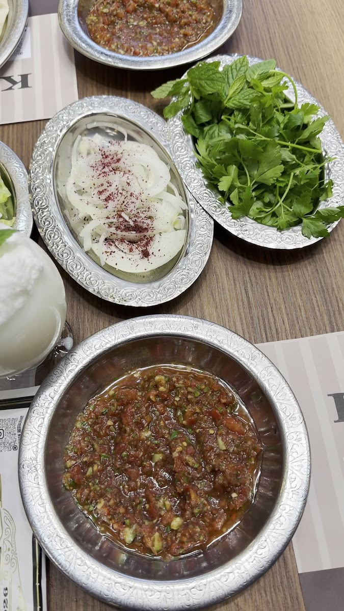 ŞİRİNHAN RESTAURANT — fotoğraf 3