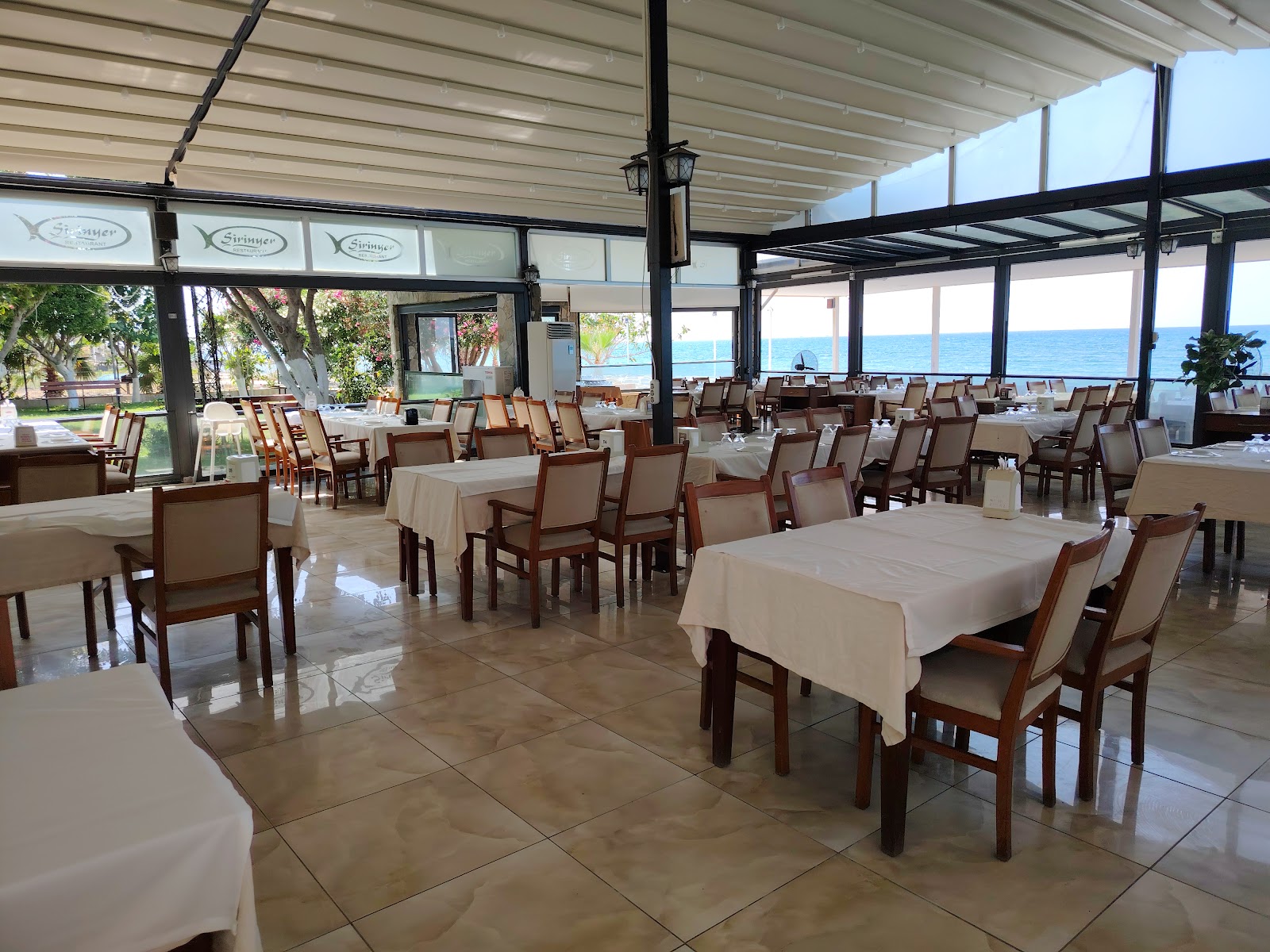 Şirinyer Restaurant Otelcilik Turizm Tic. A.Ş. 1978 — fotoğraf 1
