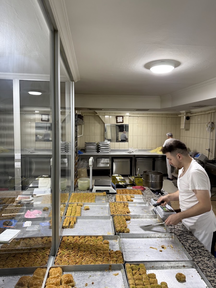 Şişmanoğlu Baklava — photo 5