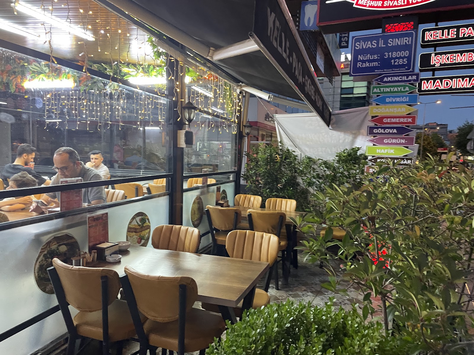 Sivas Etli Pide & Sivas Köfte Salonu — fotoğraf 5