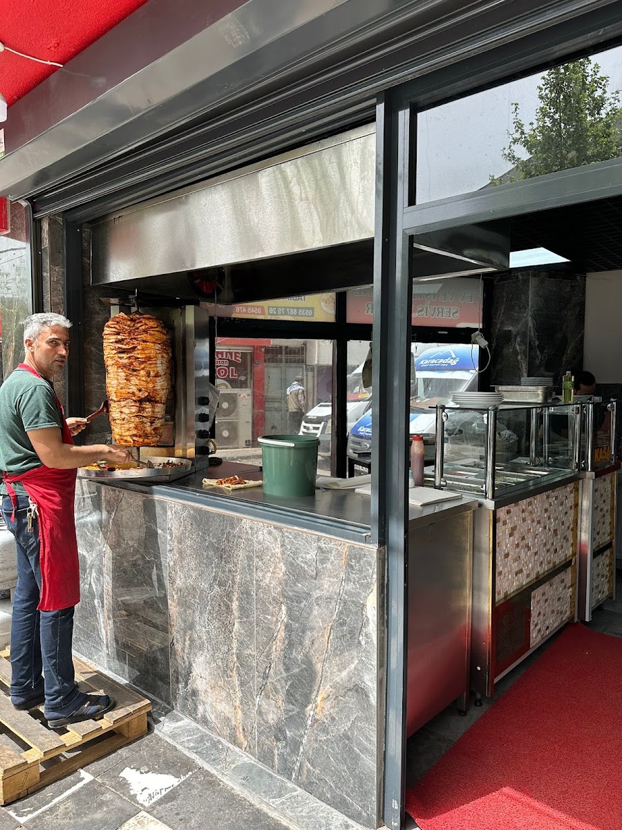 SİVEREK BİZİM DÖNER — photo