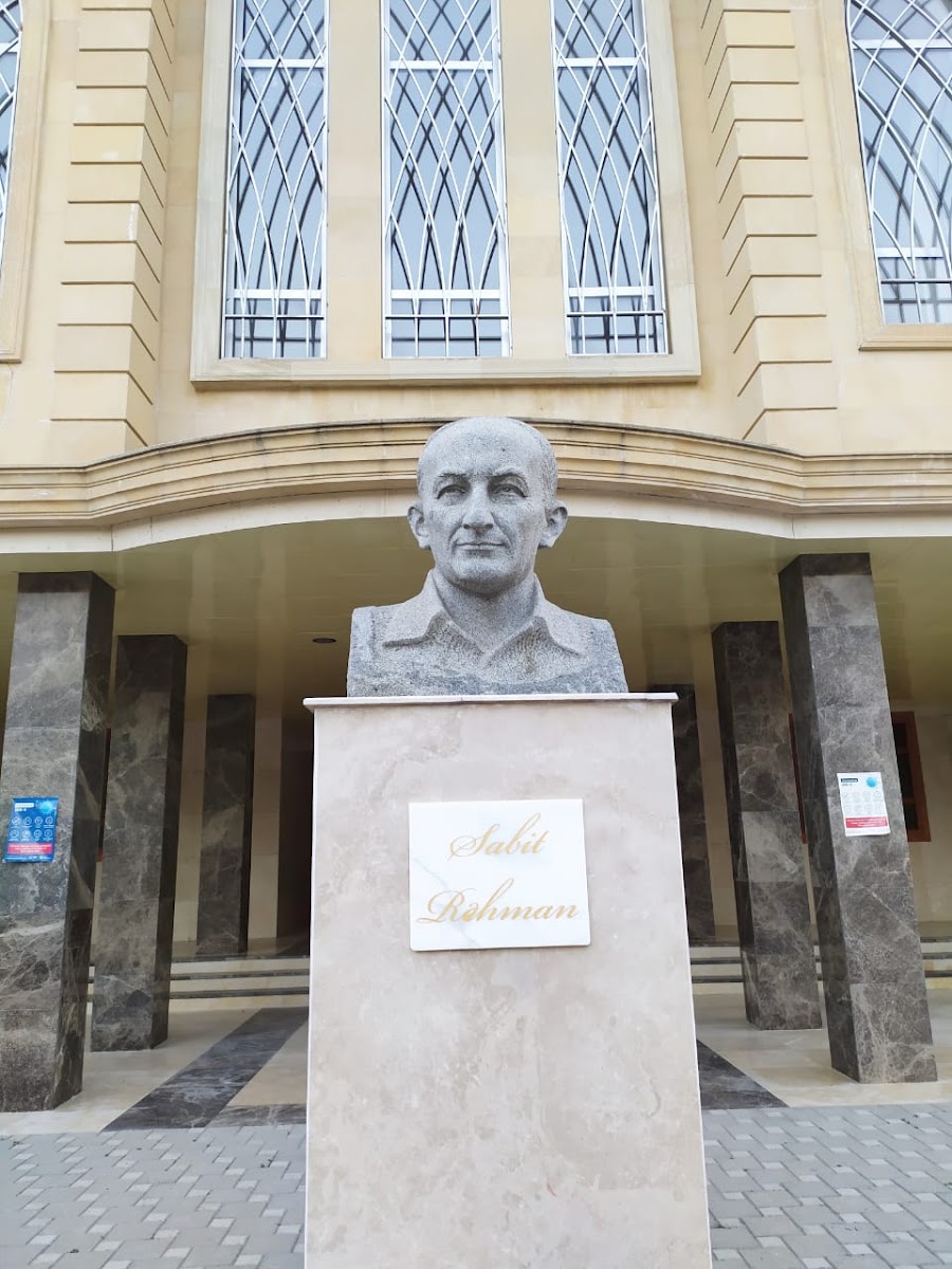 Şəki Dövlət Dram Teatrı — photo