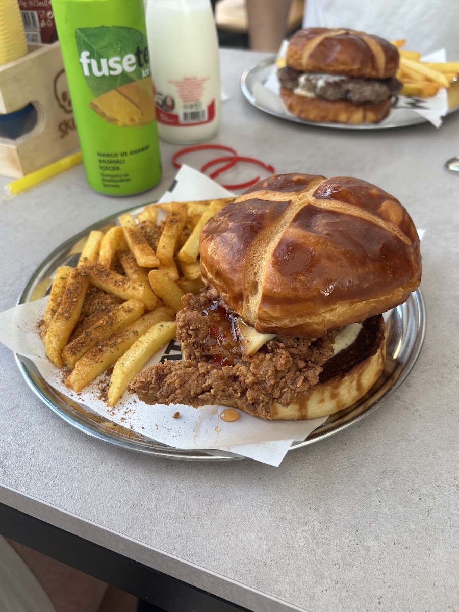 Skull Street Food — photo 3