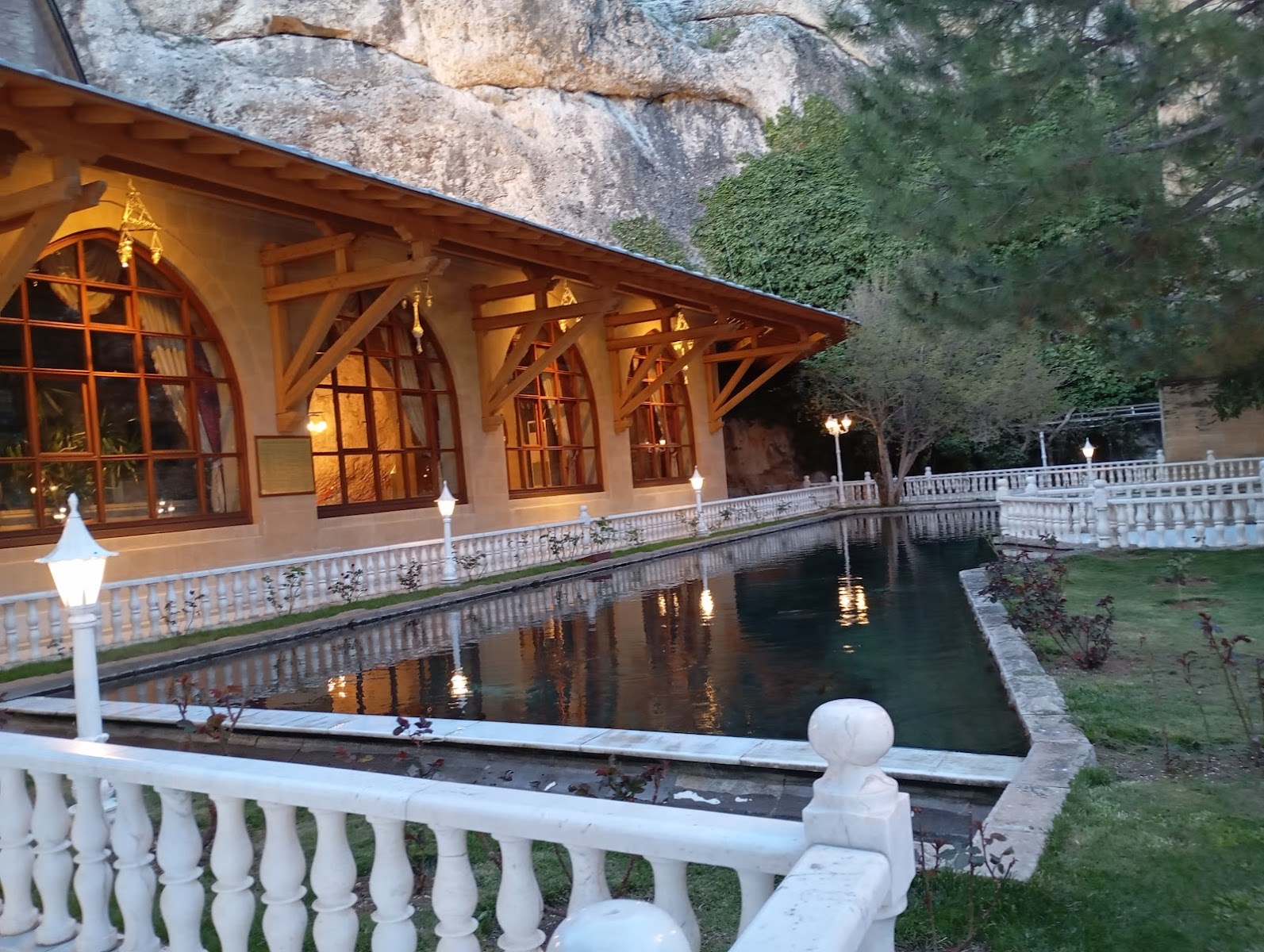 Somuncu Baba Türbesi ve Külliyesi — fotoğraf 2