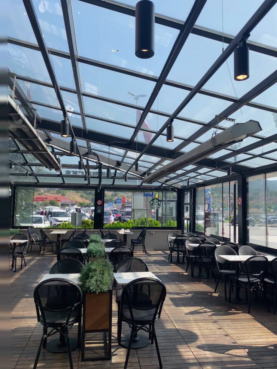 Starbucks Coffee Highway Outlet — fotoğraf 5