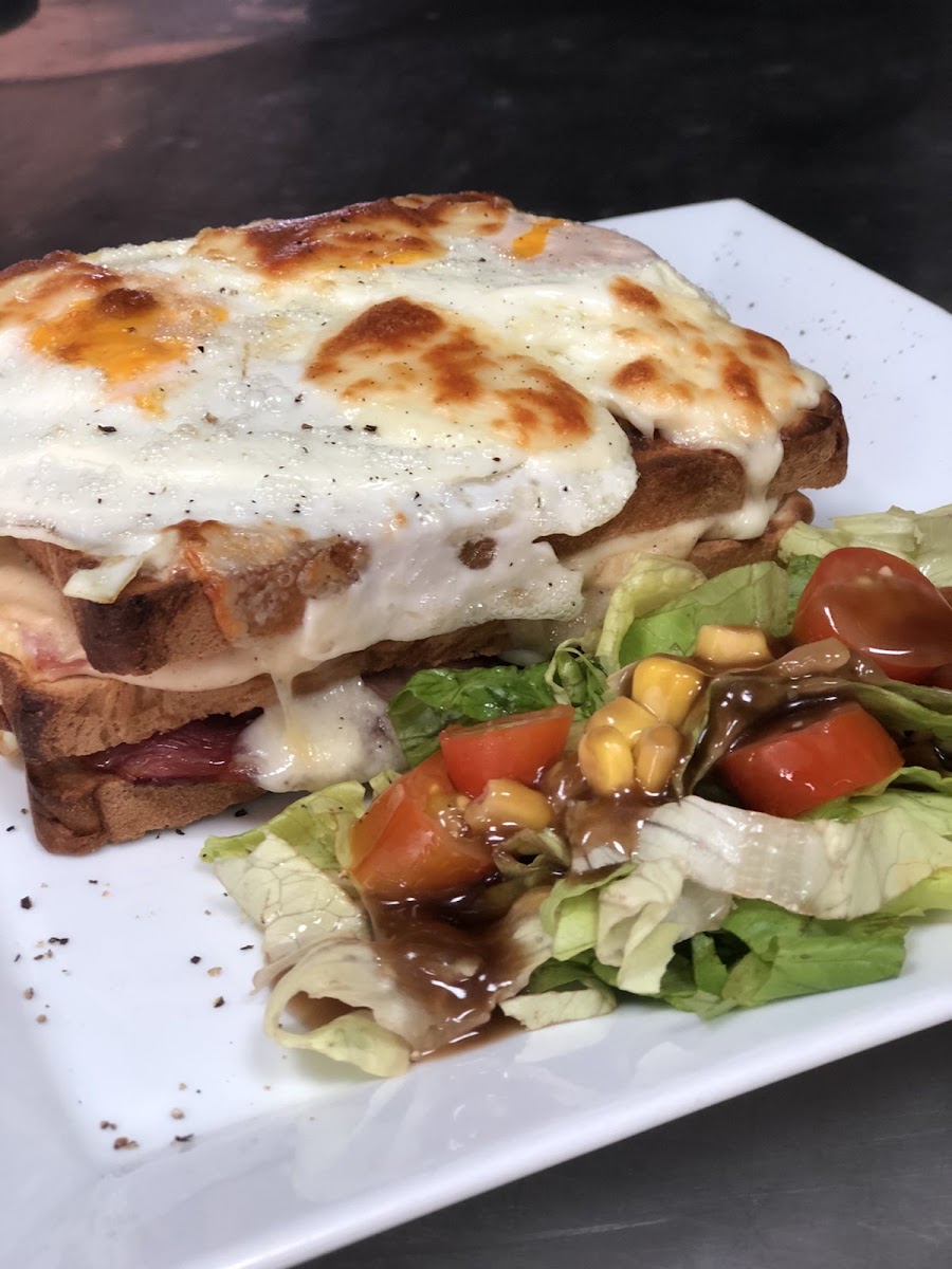 STATUS CAFE — photo 4