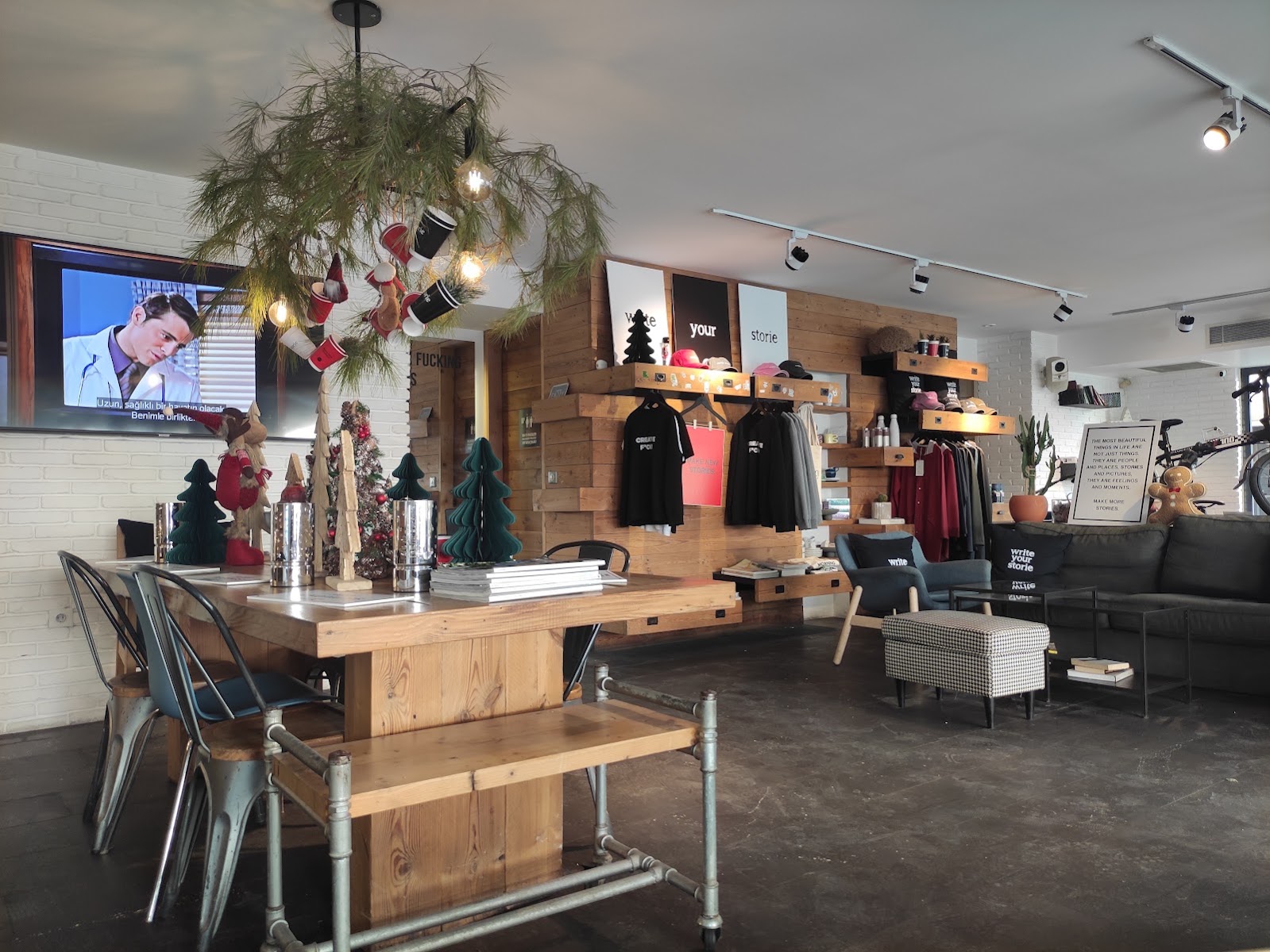 Storie Store — photo 2