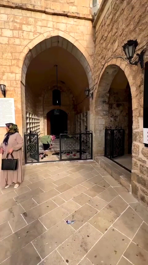 Sultan Şehmus ezzuli turbesi — fotoğraf 4