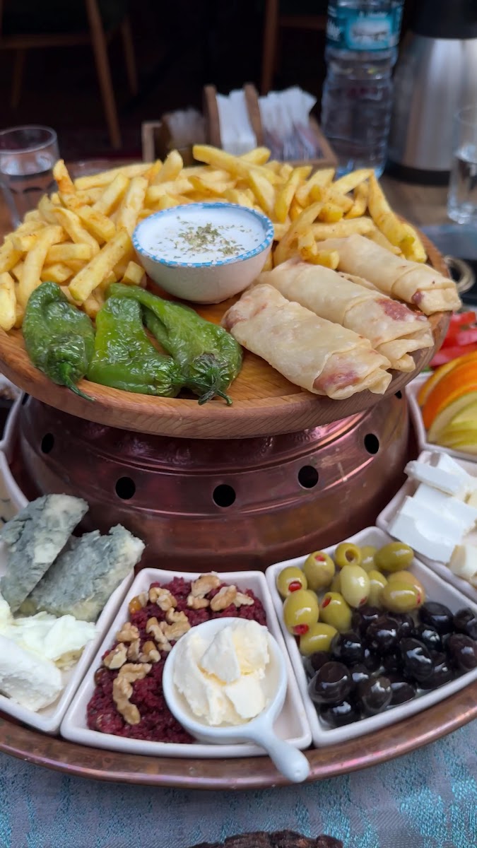 SULTAN SOMATI & THE TABLE OF SULTAN (FİNE DİNİNG RESTAURANT) — fotoğraf 3