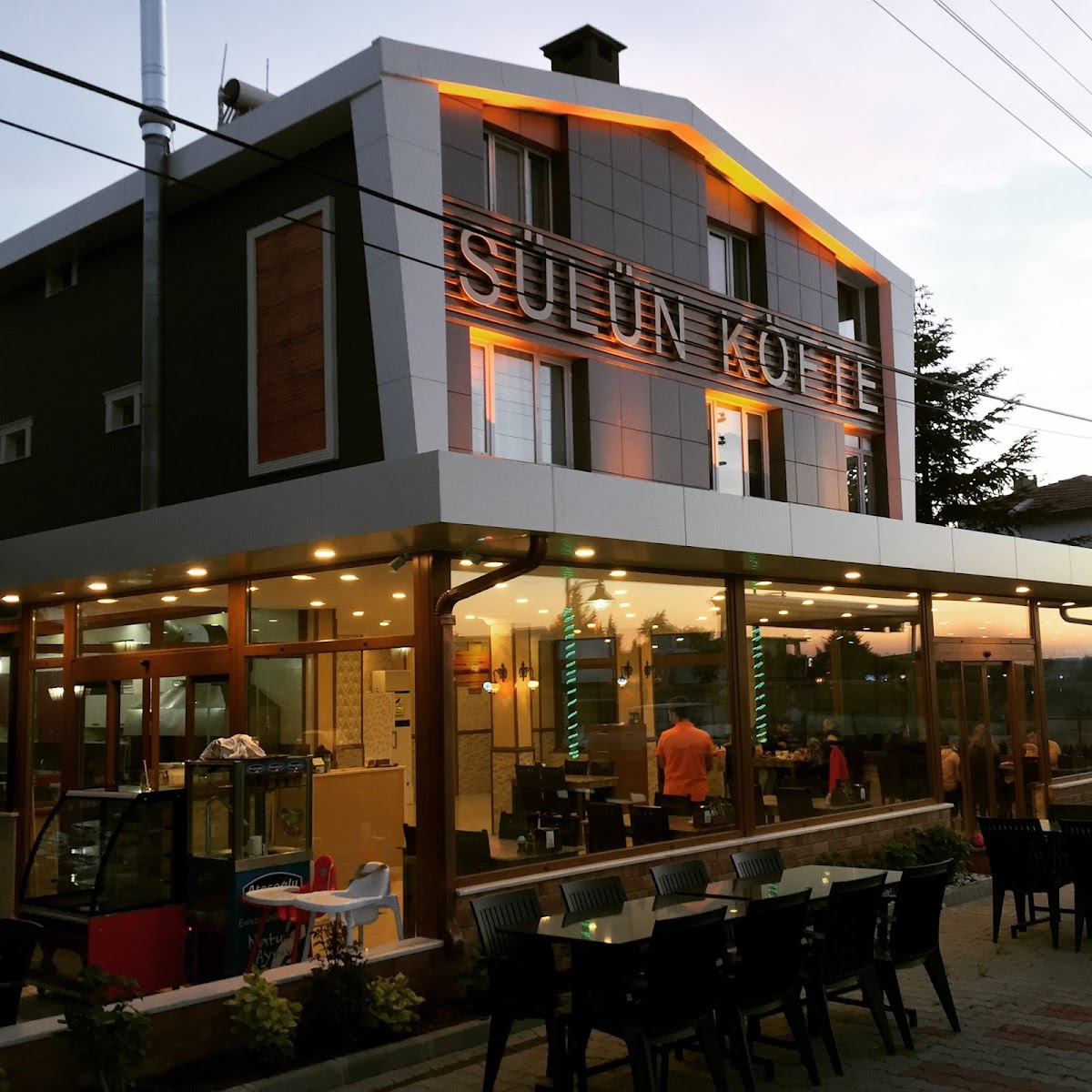 Sülün Köfte (Kır Bahçesi) — fotoğraf