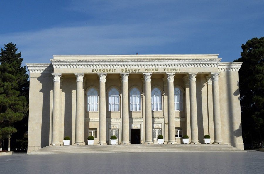Sumqayit Dövlət Dram Teatrı — photo