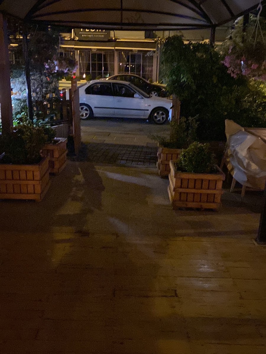 Süt Mandıra & Meyhane — photo 2