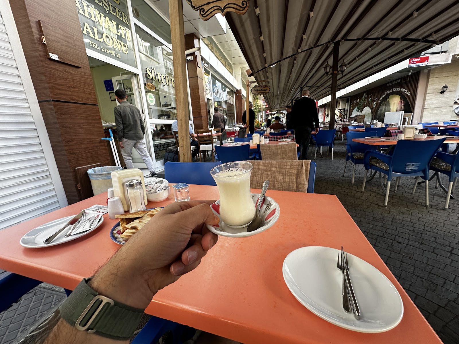 Erol Kardeşler Sütçü Fevzi Kahvaltı Salonu — fotoğraf 3